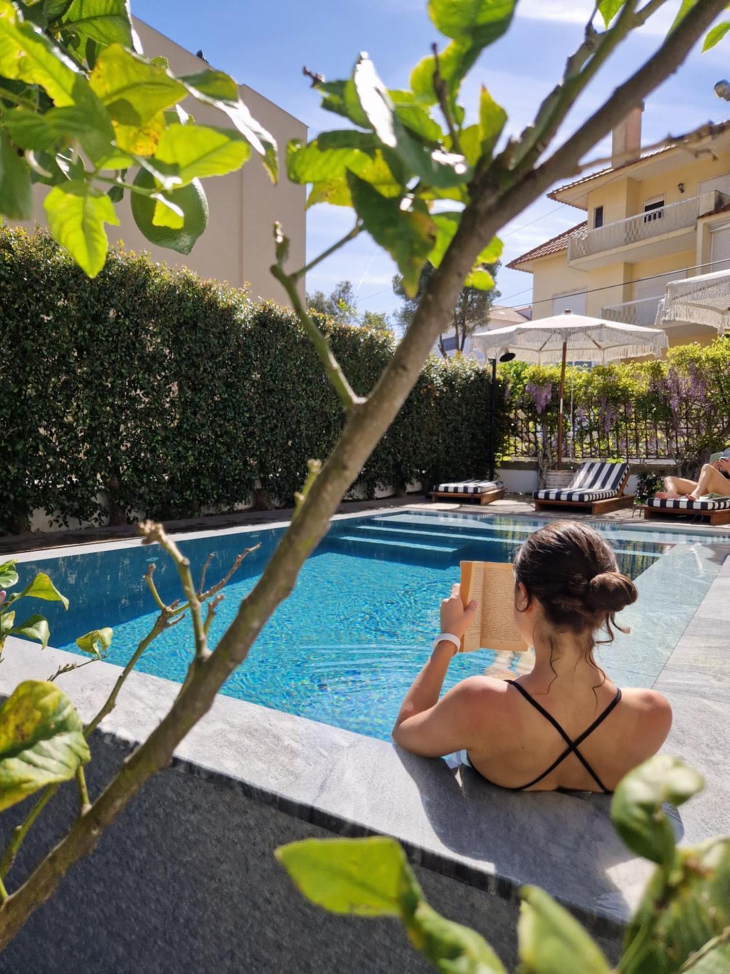 The Salty Pelican Beach Retreat Эшторил Экстерьер фото